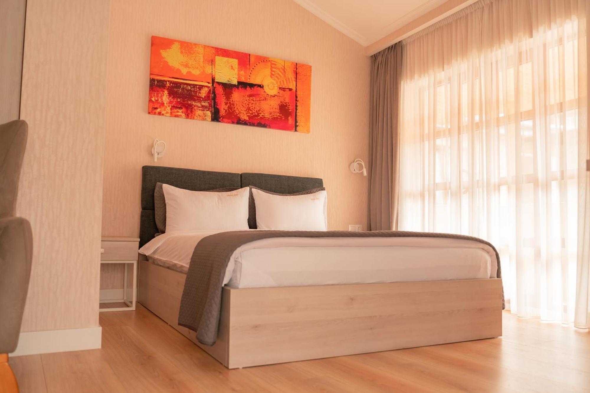 Hotel Well Inn Тбилиси Экстерьер фото