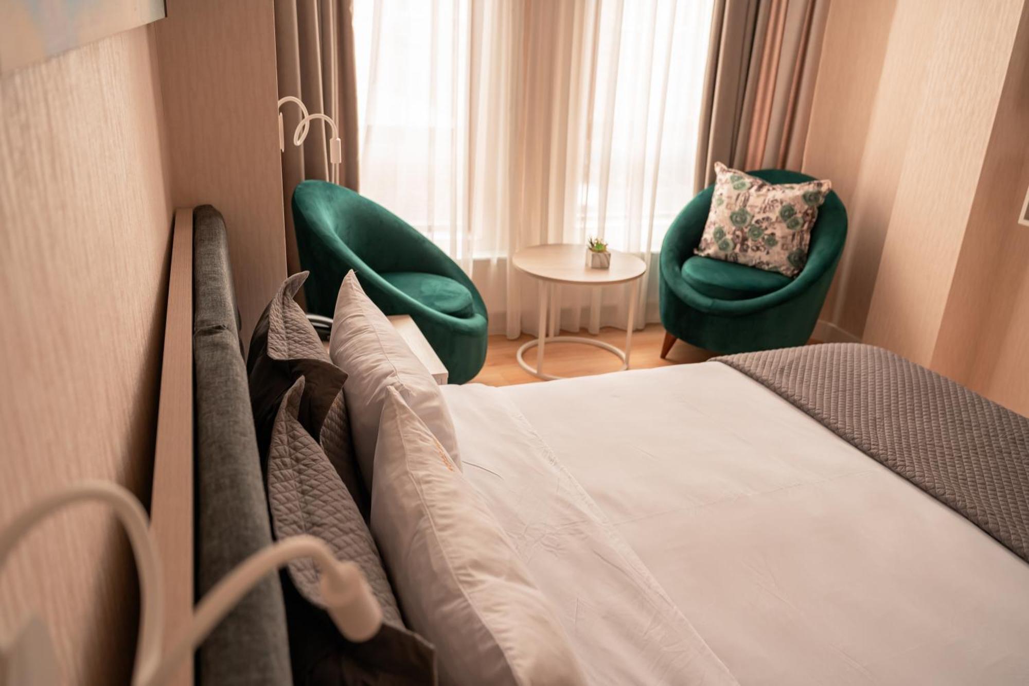 Hotel Well Inn Тбилиси Экстерьер фото