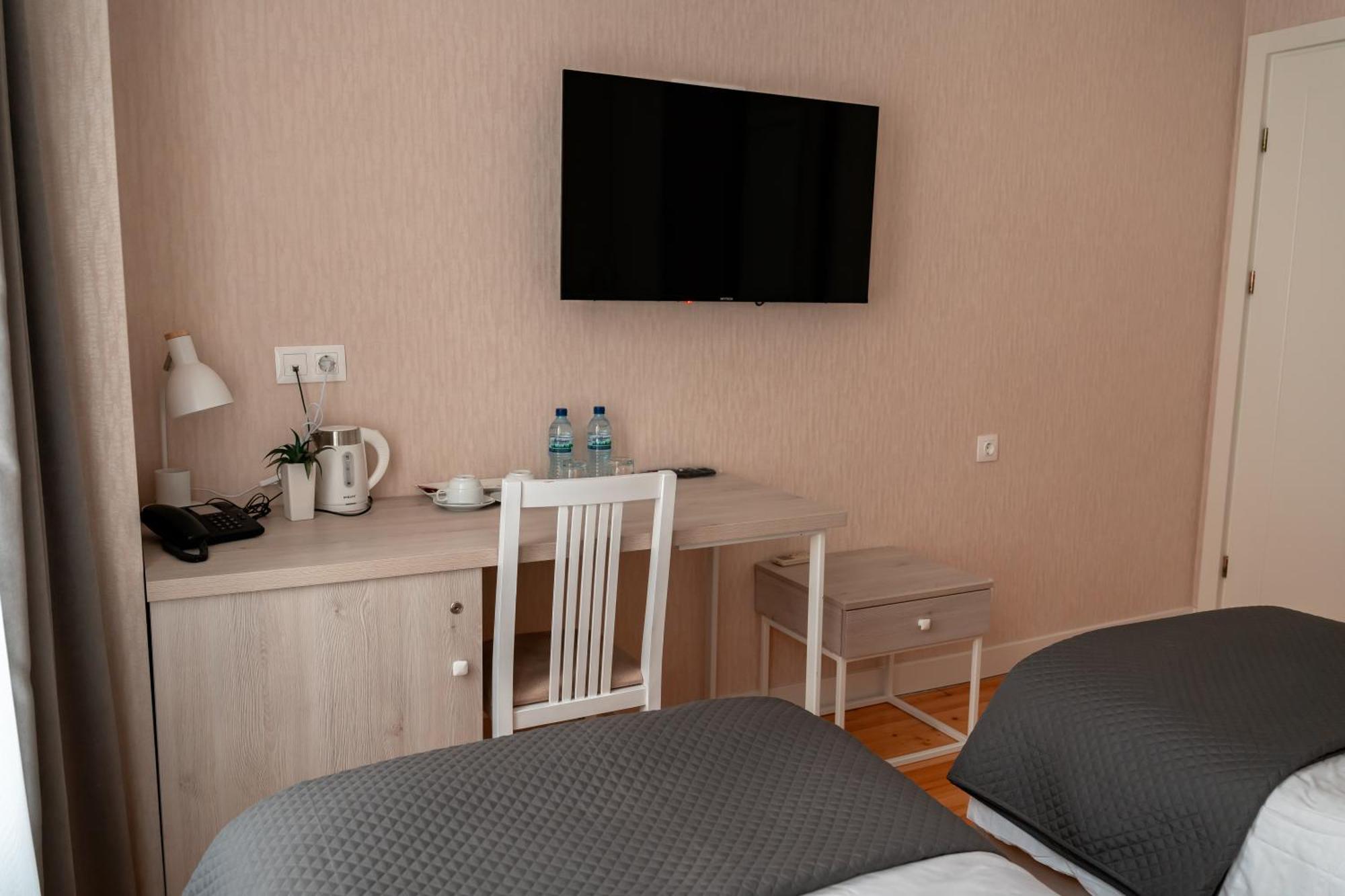 Hotel Well Inn Тбилиси Экстерьер фото